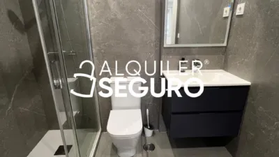 Piso en alquiler en San Blas - Imagen 3