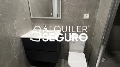 Piso en alquiler en San Blas - Imagen 5