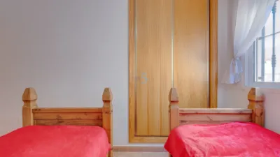 Chalet in Lo Crispin photo 13