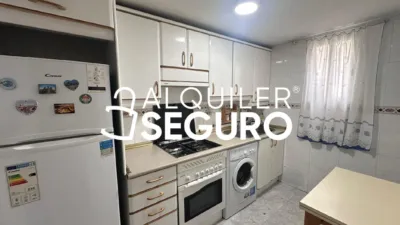Piso en alquiler en San Blas - Imagen 3