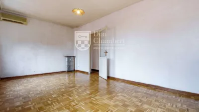 Apartment on Calle de Garcilaso photo 4