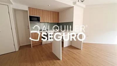Piso en alquiler en Ciudad Lineal - Imagen 2