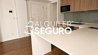 Piso en alquiler en Ciudad Lineal - Imagen 9