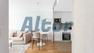 Piso en alquiler en Calle de la Infanta Mercedes - Imagen 13