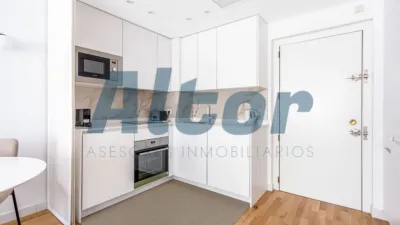 Piso en alquiler en Calle de la Infanta Mercedes - Imagen 16