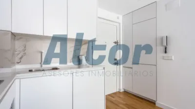 Piso en alquiler en Calle de la Infanta Mercedes - Imagen 17