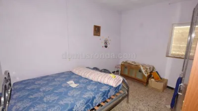 Casa en venta en Calle Ladera, Setenil de las Bodegas de 45.000 €