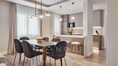 Semi-detached house in Salamanca/Listed photo 2
