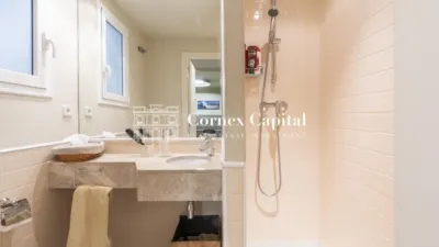 Apartment on Sant Gervasi-Galvany Street photo 30