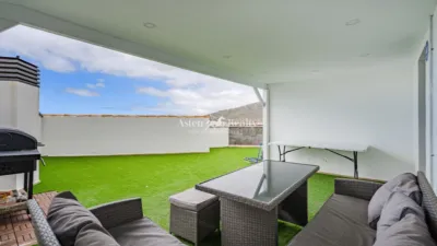 Duplex penthouse on Calle de la Borda photo 3