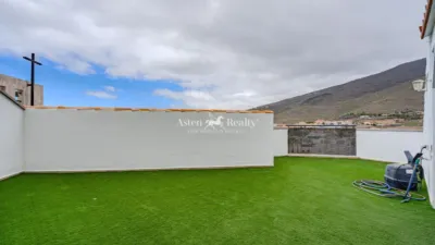 Duplex penthouse on Calle de la Borda photo 4
