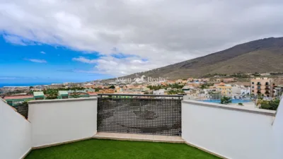 Duplex penthouse on Calle de la Borda photo 6