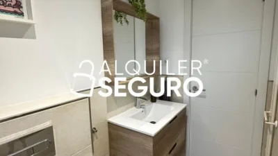 Piso en alquiler en Ciudad Lineal - Imagen 4