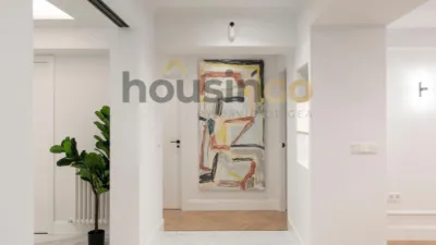 Apartment in Salamanca District photo 11