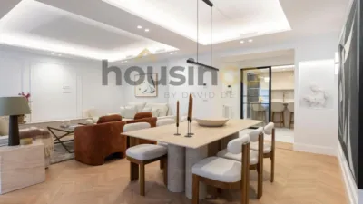 Apartment in Salamanca District photo 8