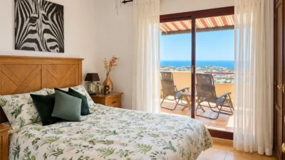 Apartment in Calahonda photo 11
