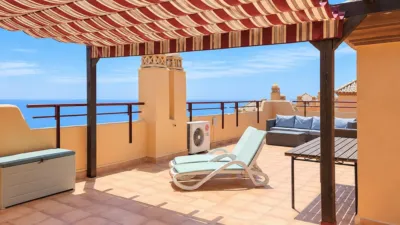 Apartment in Calahonda photo 17