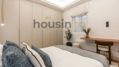 Apartment in Salamanca District photo 29
