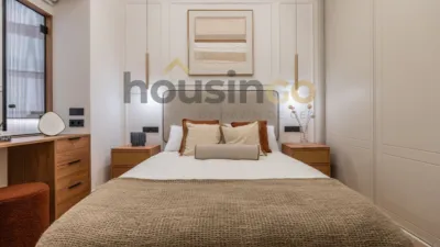 Apartment in Salamanca District photo 40
