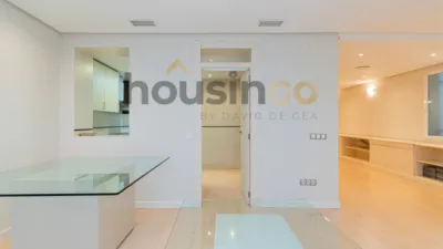 Apartment in Salamanca District photo 11