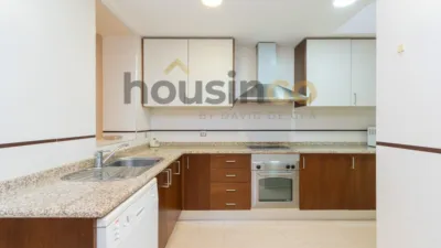 Apartment in Salamanca District photo 14