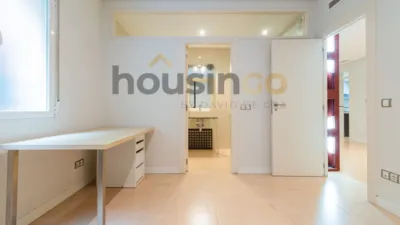 Apartment in Salamanca District photo 26