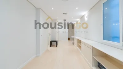 Apartment in Salamanca District photo 32