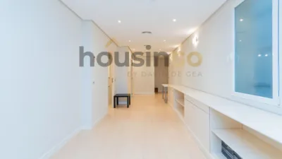 Apartment in Salamanca District photo 33