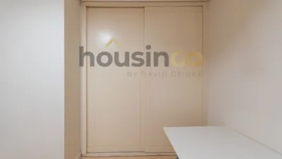 Apartment in Salamanca District photo 36