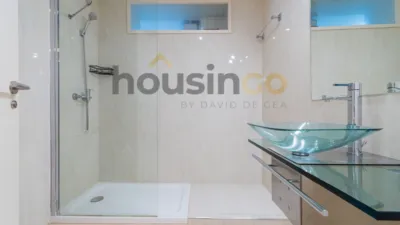 Apartment in Salamanca District photo 38