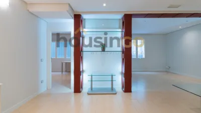 Apartment in Salamanca District photo 8