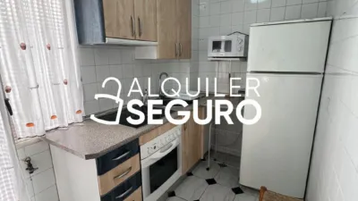 Piso en alquiler en Ciudad Lineal - Imagen 3