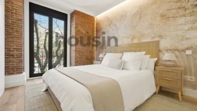 Apartment in Salamanca District photo 13