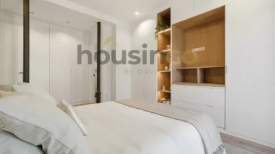 Apartment in Salamanca District photo 17