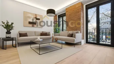 Apartment in Salamanca District photo 2