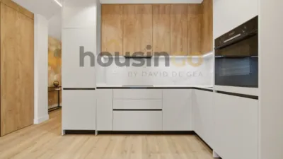 Apartment in Salamanca District photo 9