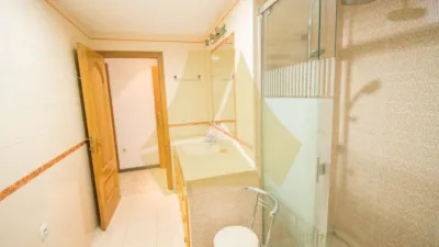Apartment on Calle González Cuadrado photo 32