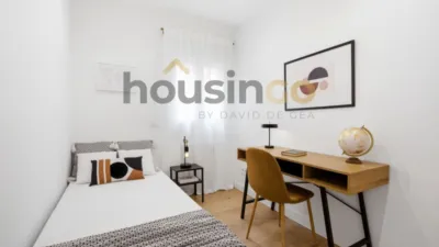 Apartment in Salamanca District photo 28
