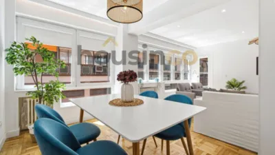 Apartment in Salamanca District photo 2
