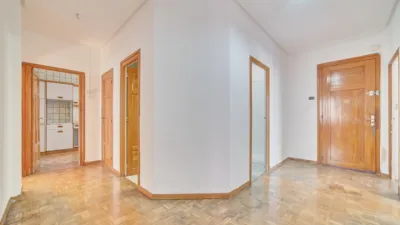 Apartment in Ensanches - Zabalguneak photo 2