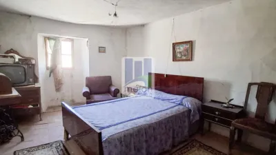House on Cañizar de Argaño Street photo 9