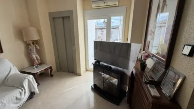 House in Centre photo 12