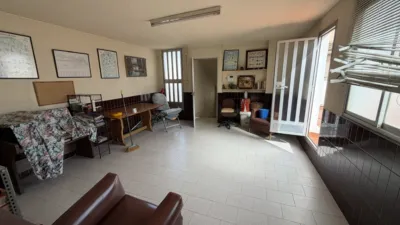 House in Centre photo 49