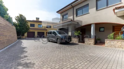 Chalet on Carrer Garbí photo 5