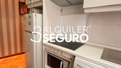 Piso en alquiler en Centro - Imagen 2