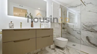 Apartment in Salamanca District photo 19