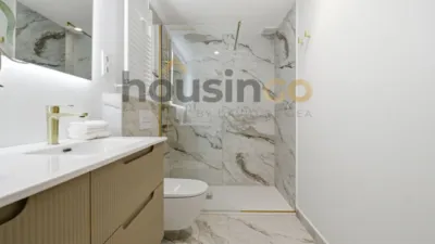 Apartment in Salamanca District photo 20