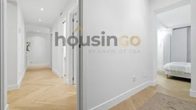 Apartment in Salamanca District photo 33