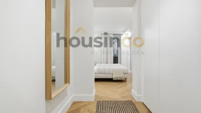 Apartment in Salamanca District photo 39