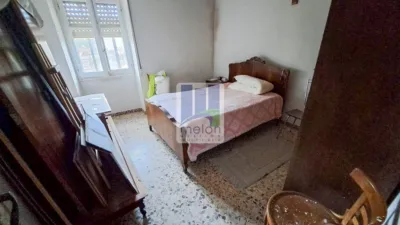 House on Miñón de Santibáñez Street photo 9